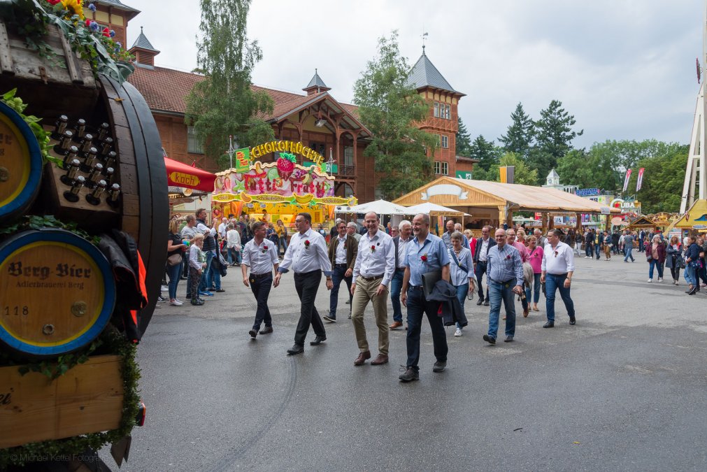 Biberacher Schützenfest 2019, Historisches Kinder- und Heimatfest, Bieranstich auf dem Gigelberg, 12. Juli 2019