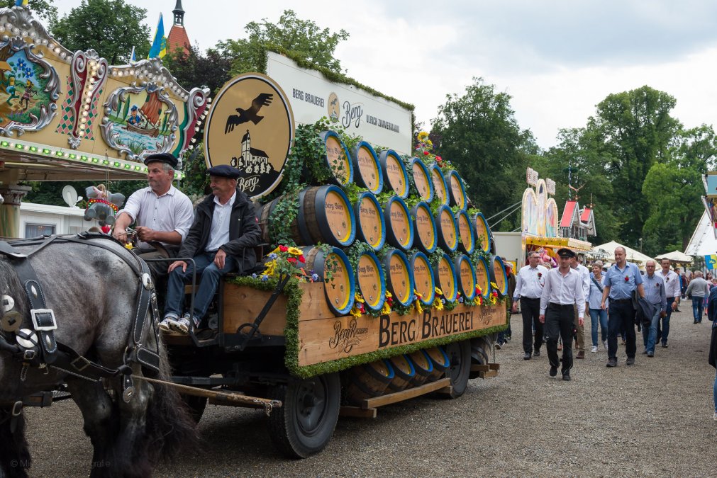 Biberacher Schützenfest 2019, Historisches Kinder- und Heimatfest, Bieranstich auf dem Gigelberg, 12. Juli 2019