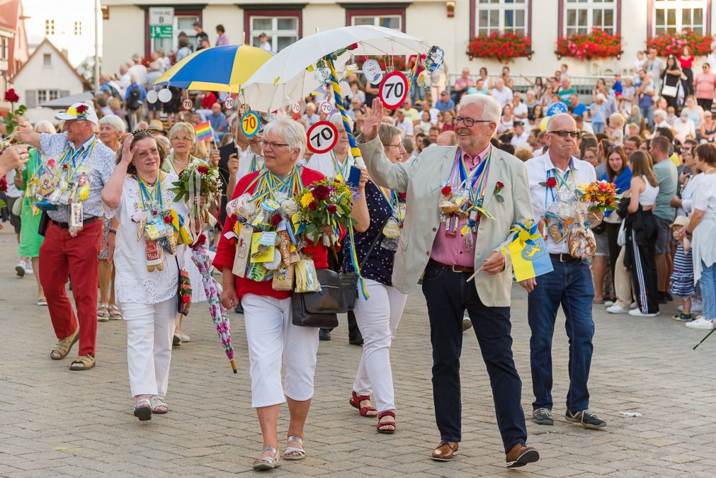 2022 Jahrgängerumzug zu den Festlokalen am 16. Juli 2022, dem ersten Schützensamstag, Biberacher Schützenfest 2022